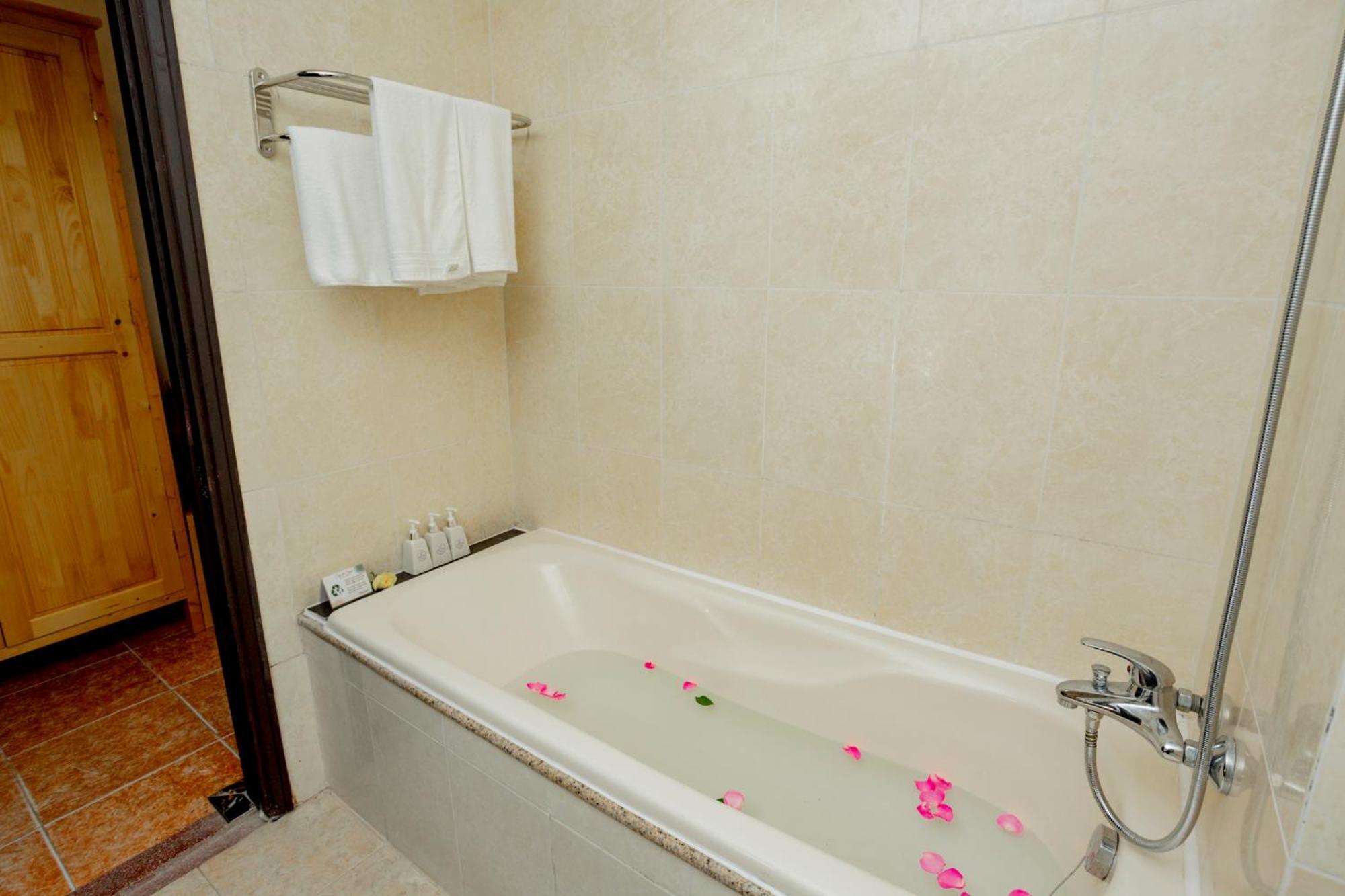 Sea And Sand Hotel Hội An Extérieur photo